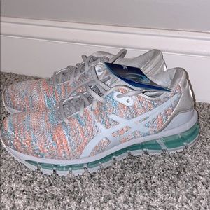 ASICS sneakers new with tag